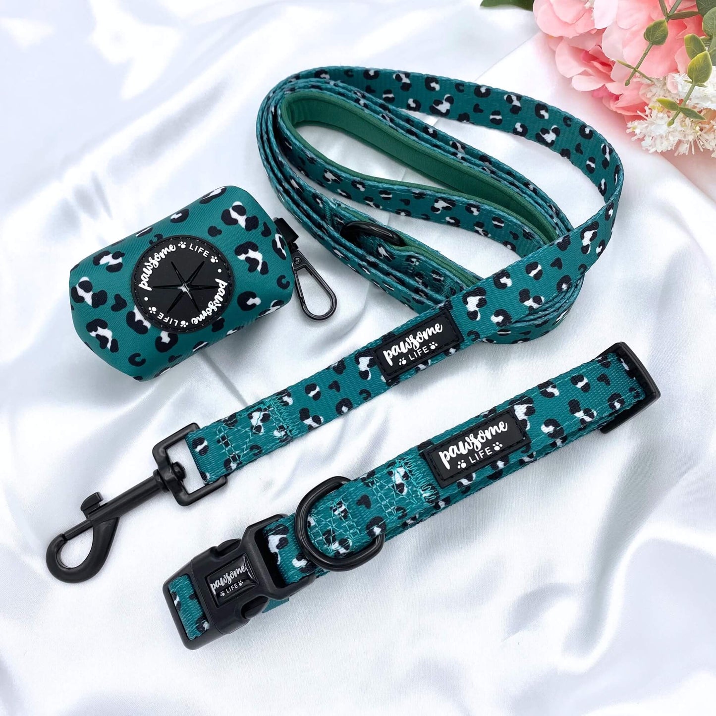 Green Leopard Dog Lead