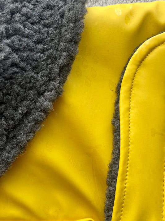 Rain Mac - Yellow Starfish & Boucle Fleece Lining